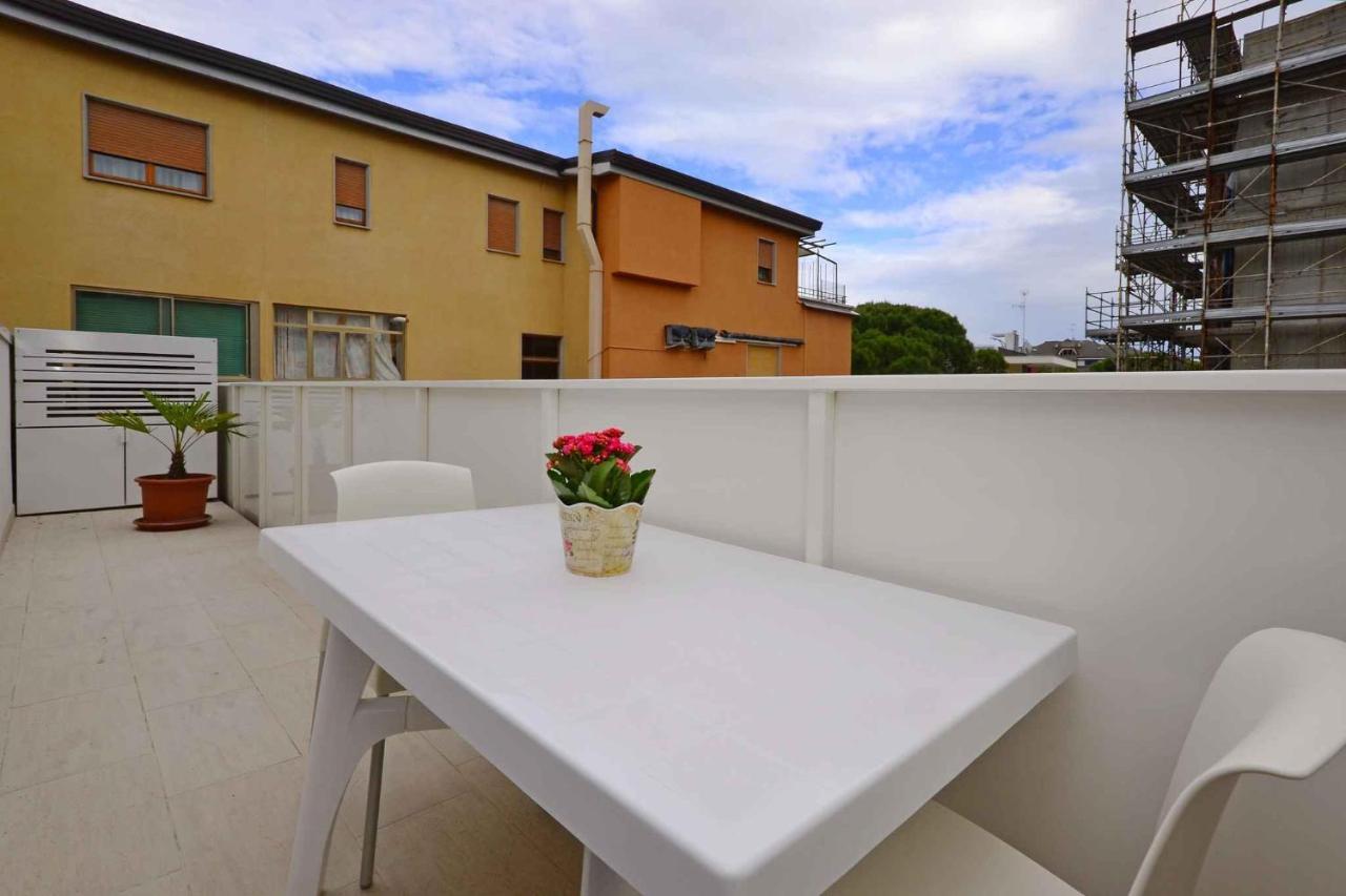 Apartments In Lignano 21656 利尼亚诺萨比亚多罗 外观 照片